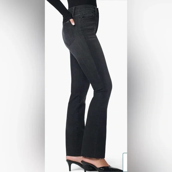 NWT- Joe's Jeans Woman's Black High Rise Curvy Bootcut Jeans size 28 - Picture 3 of 6